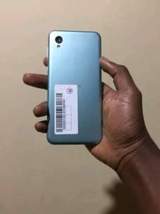 A picture of AQUOS Shv43