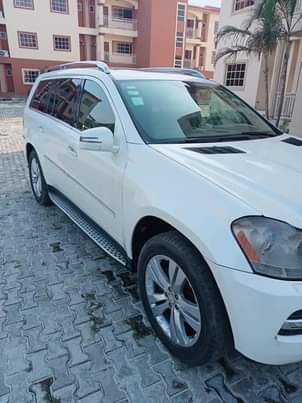 A picture of Nigerian Used Benz GL 450 2012