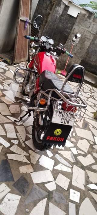 A picture of Fekon cc 125