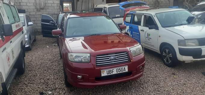 A picture of Subaru forester 2006 at only 23m