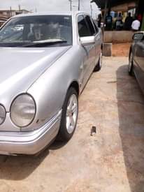 A picture of Mercedes Benz