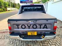 A picture of TOYOTA HULUX BEI MILIONI 39
