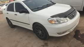 A picture of Toyota Corolla 04