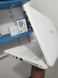 A picture of TOSHIBA SATELLITE