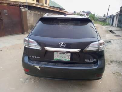 A picture of Rx 350 first body 08103497110 2011