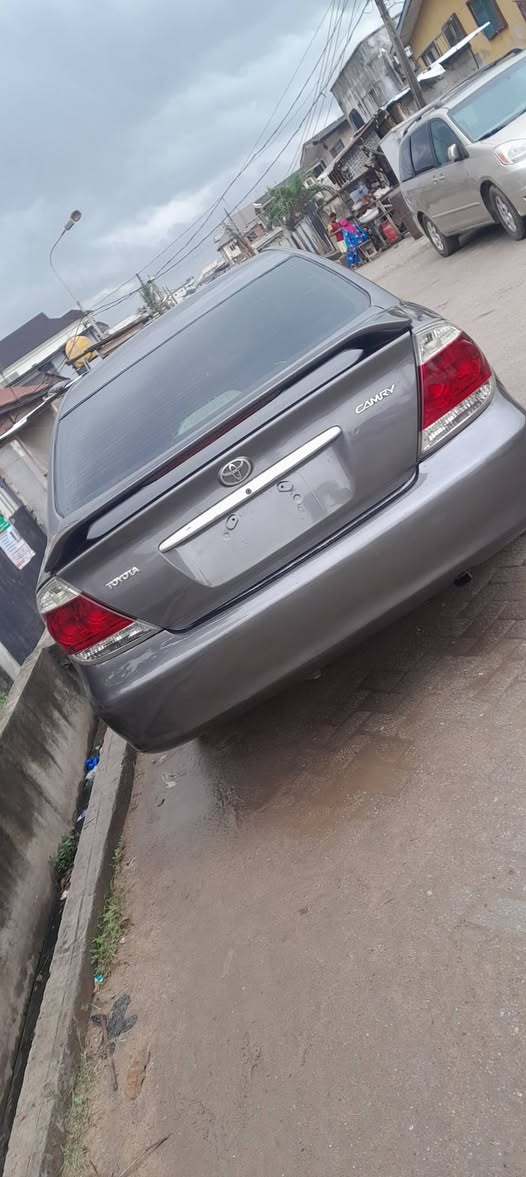 A picture of Toyota camry 2003 model everything working perfect location akoka yaba