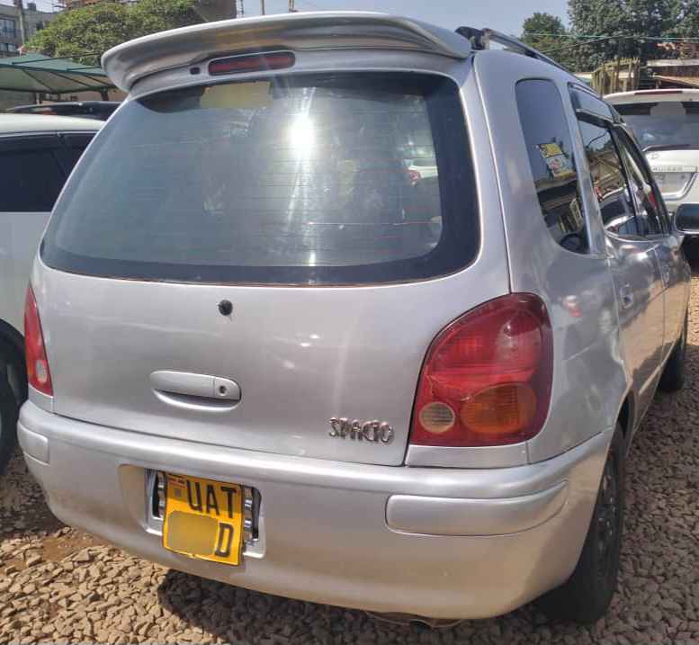 A picture of 2000 Toyota e110