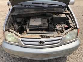 A picture of Toyota sienna