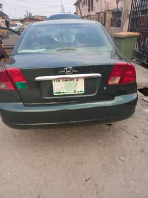 A picture of 2001 Honda Civic Saloon