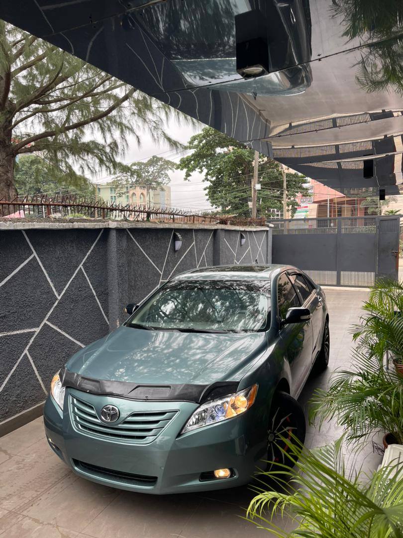 A picture of 2009 Toyota Camry LE