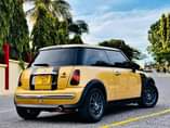 A picture of BMW MINI COOPER