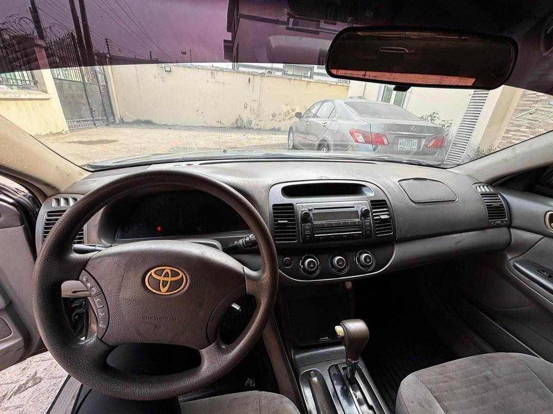A picture of 2005 Toyota Camry