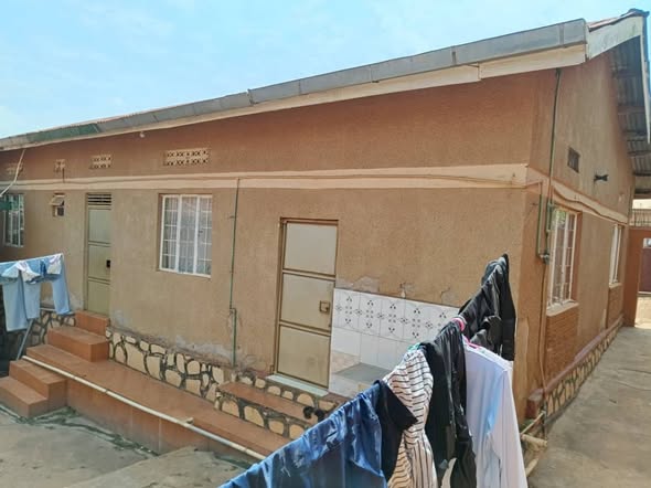 A picture of Hostel rooms for sale in ucu