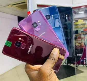 A picture of SAMSUNG