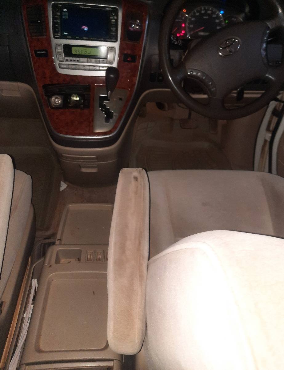 A picture of Toyota Alphard Clean Body Repair Deal 18M Negotiable UGX 17