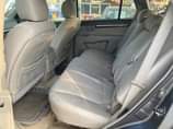 A picture of Hyundai Santa fe 2007 available Very sound good engine and