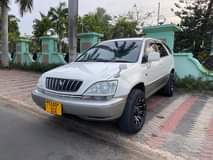 A picture of Price Bei 18 5m 0762664660 Exchange Allowed Toyota Harrier old