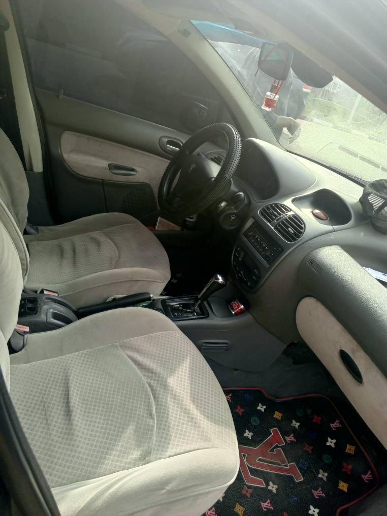 A picture of 206 Automatic drive Nigeria use