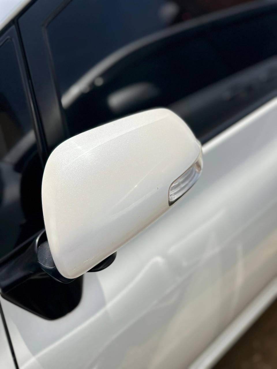 A picture of AURIS 2012 Push to Start Fuel Saving VVTi Engine Credit