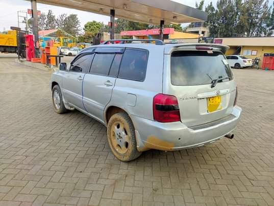 A picture of Toyota kluger