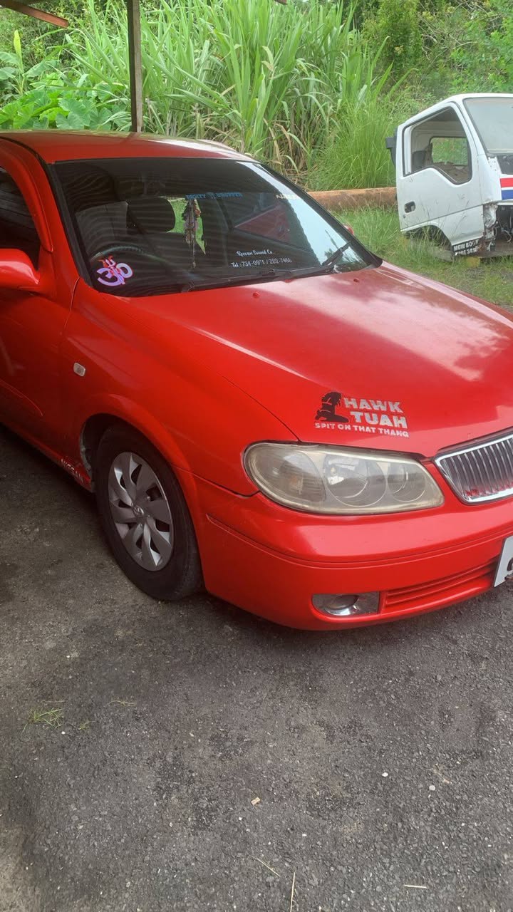 nissan almera
