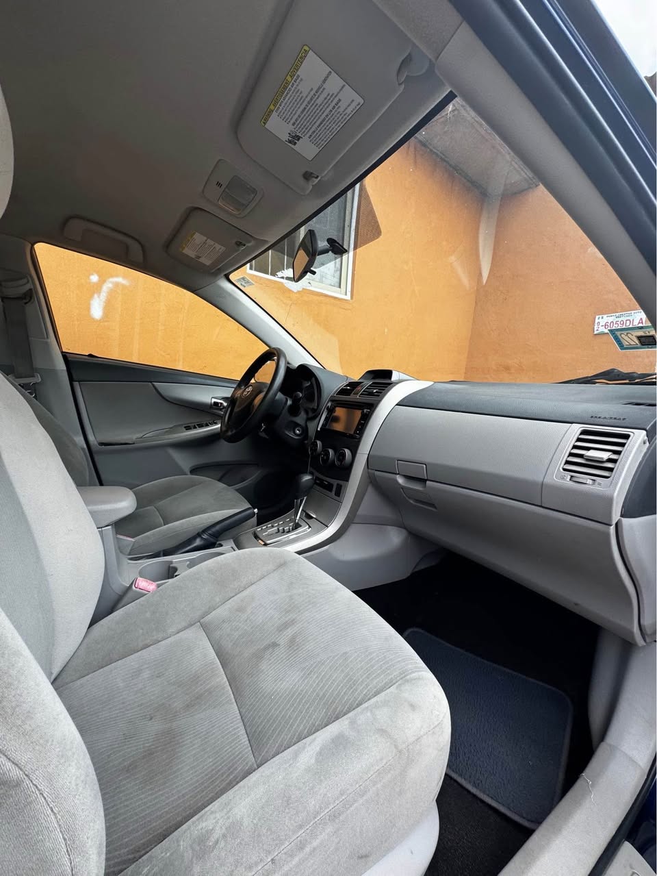A picture of 2013 Toyota Corolla LE