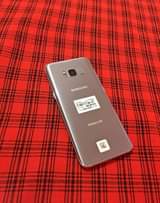 A picture of samsung S8 
