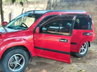 A picture of Nissan x tray milion 5 8 Ipo mwanza Automatic Engine