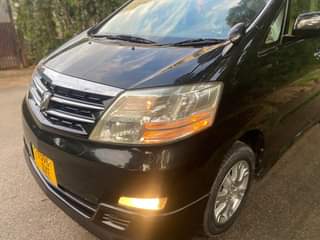 A picture of Toyota Alphad Kali sana