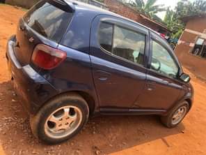A picture of Vitz at 10M 0704573552
