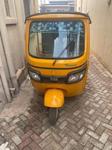 A picture of Keke tricycle for sale