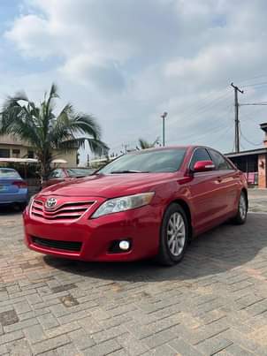 A picture of Few months registered 2011 Camry XLE 4 plugs Engine Leather
