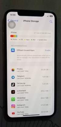 A picture of iphone x Gb 256