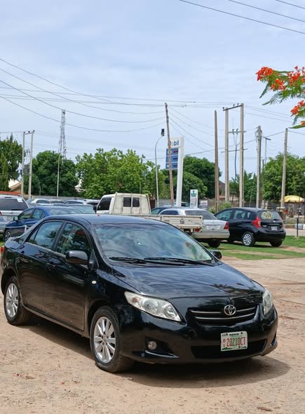 A picture of 2012 corolla