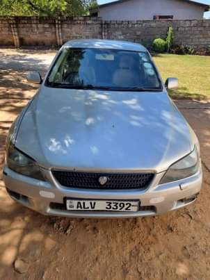 used toyota altezza