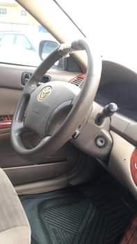 A picture of 2005 Toyota Camry Partially first body Engine gear and ac