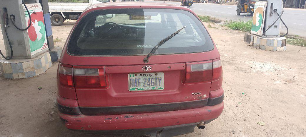 A picture of Toyota Carina e