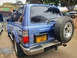 A picture of Toyota land cruiser vx