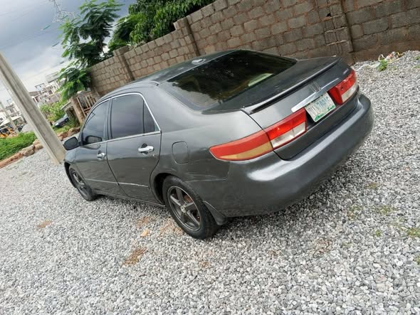A picture of Hot distressd dealers deal Extremely sharp Honda Accord EOD 2004