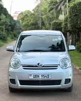A picture of Sienta 2010 model