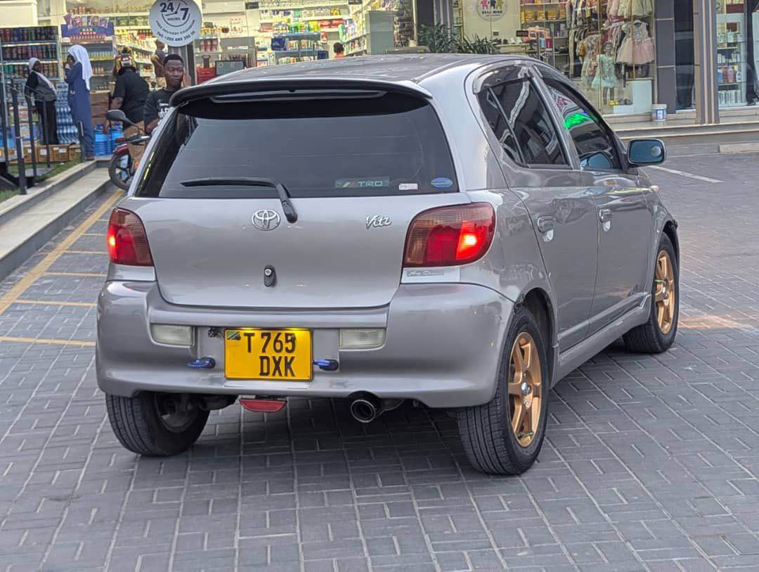 A picture of VITZ RS