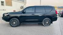 A picture of Land cruiser prado on quick sale