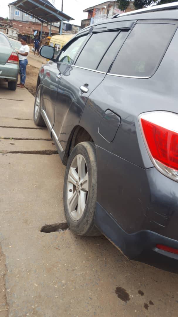 A picture of FOREIGN USED 2008 UPGRADED TO 2013 TOYOTA HIGHLANDER LITED EDITION