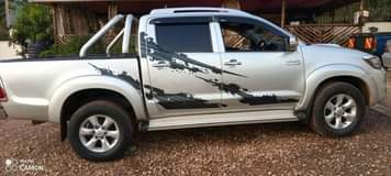 A picture of Toyota Hilux. 0700327795 
