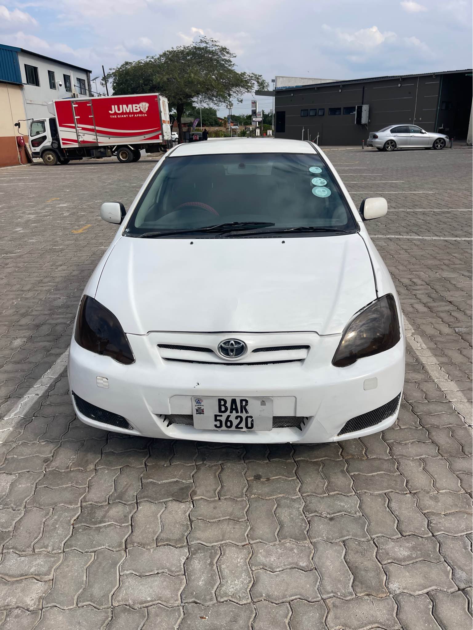 used toyota runx