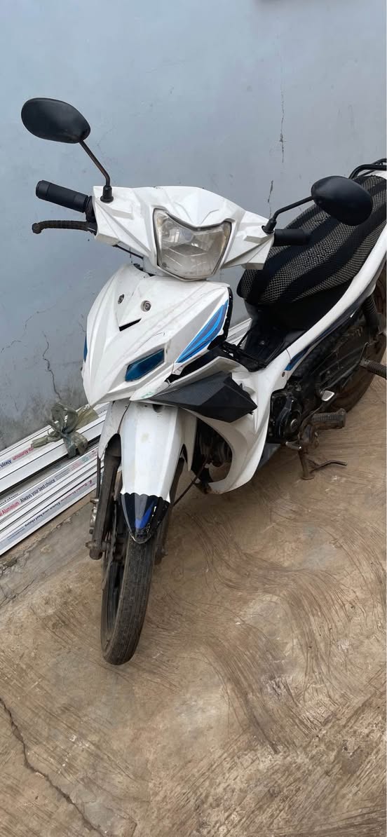 A picture of Tvs neox available for sale