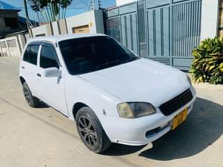 A picture of TOYOTA STARLET 0714058883
