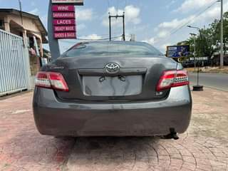 A picture of 2010 Toyota camry absolutely nothing to fix buy and drive