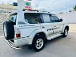 A picture of Toyota prado Tx