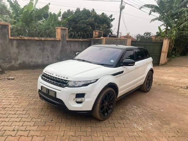 A picture of Car for hire